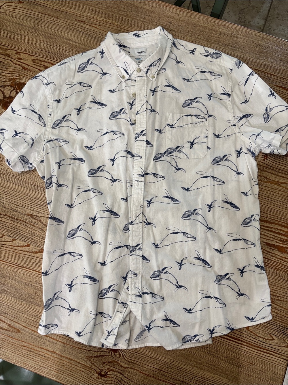 Sonoma White Short-Sleeve Button-Down Shirt with Navy Whale Print